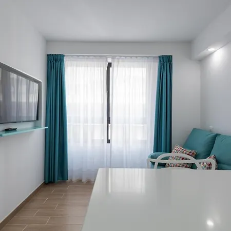 Petit Canteras Premier