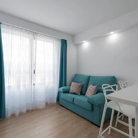 Апартаменти Petit Canteras Premier